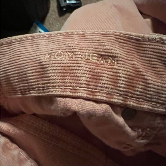 American Eagle Pink Corduroy Mom Jean High Rise Dusty Pink 12 / 31 - Picture 8 of 11